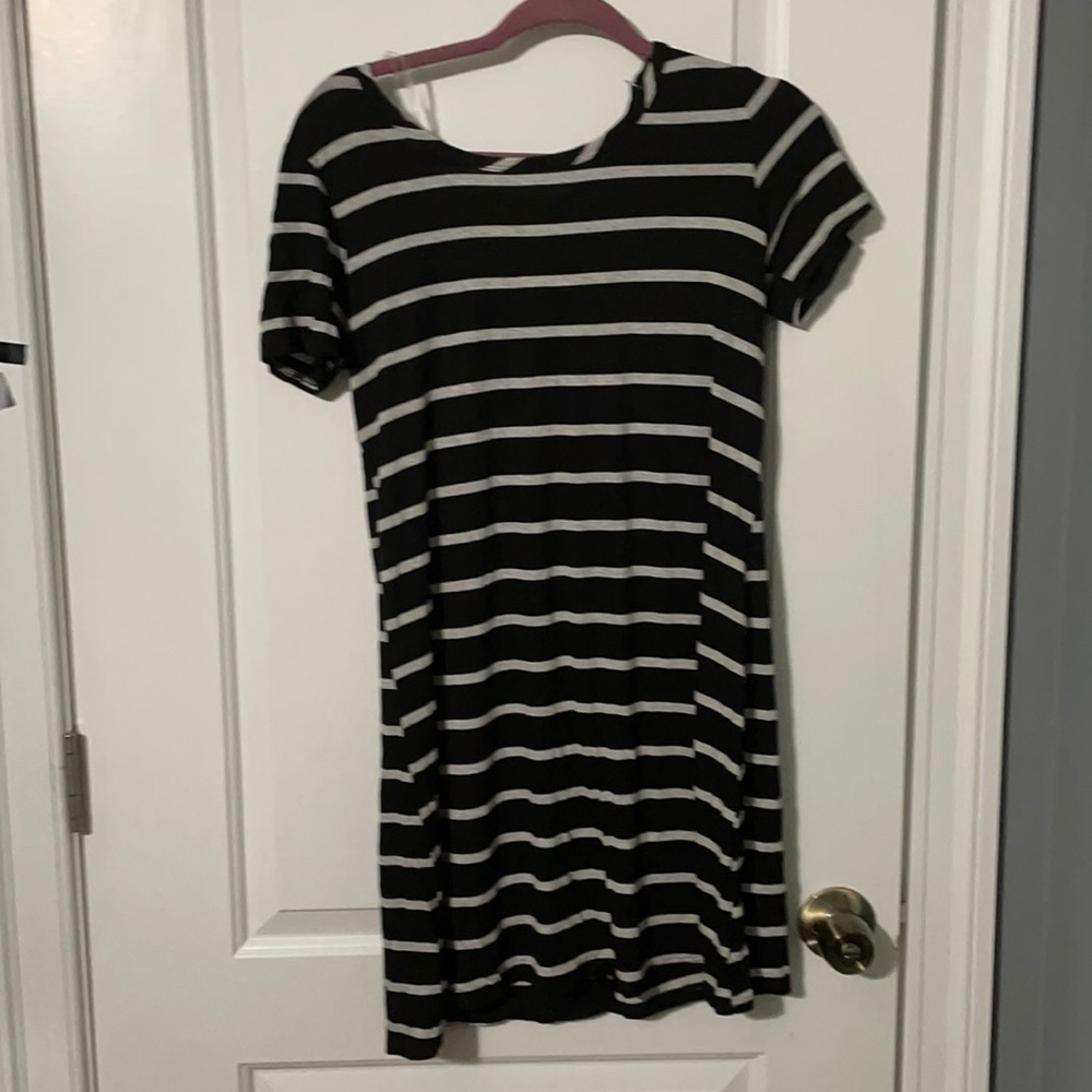 Striped black and white dress